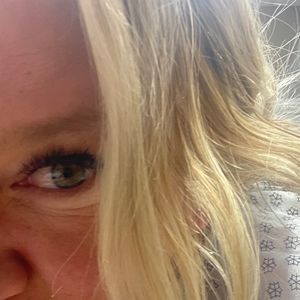 Meet your Posher, Shelly